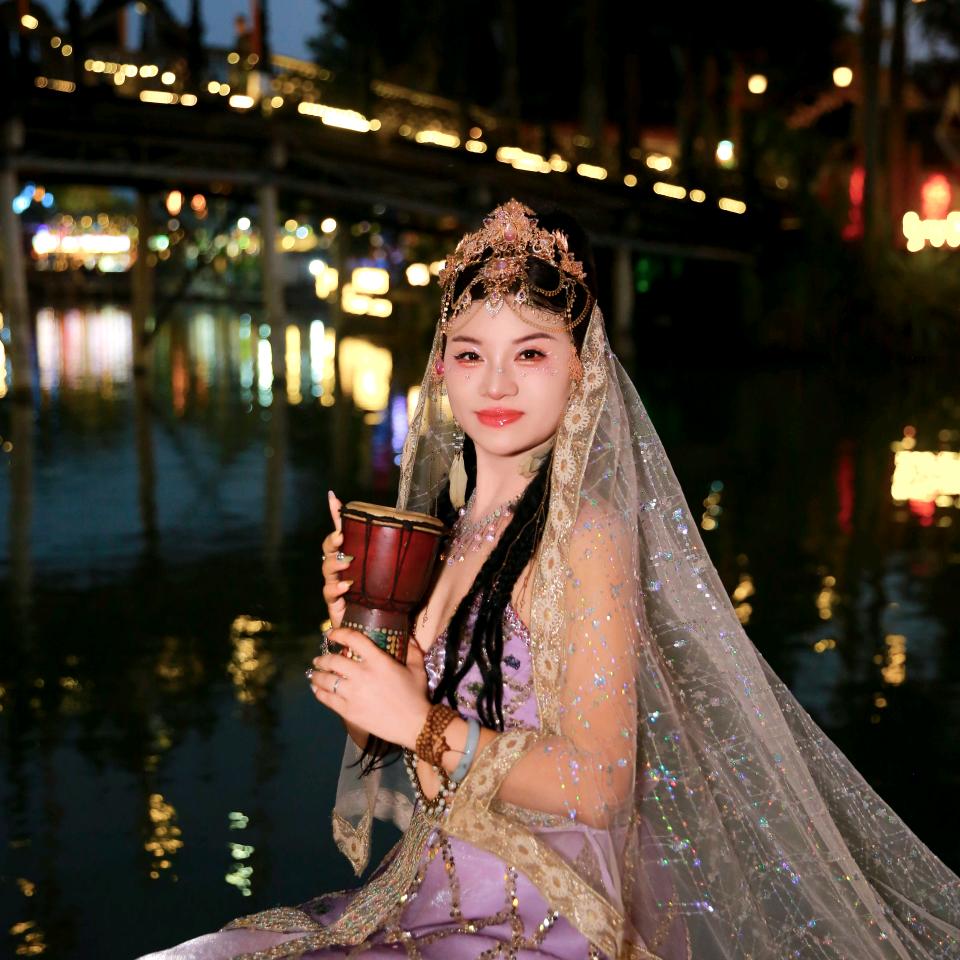 杨柳未央