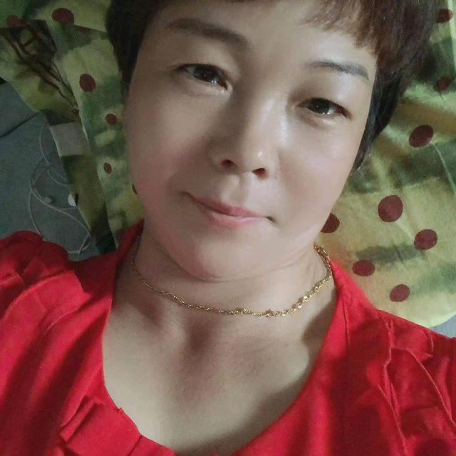 董娟