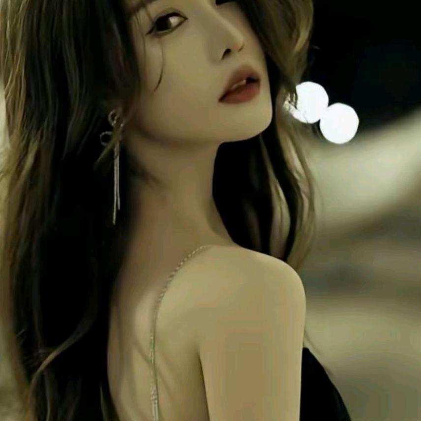 错把晚风当成你