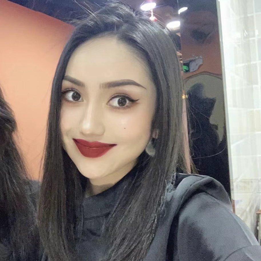 Izzyy🧚‍♀️