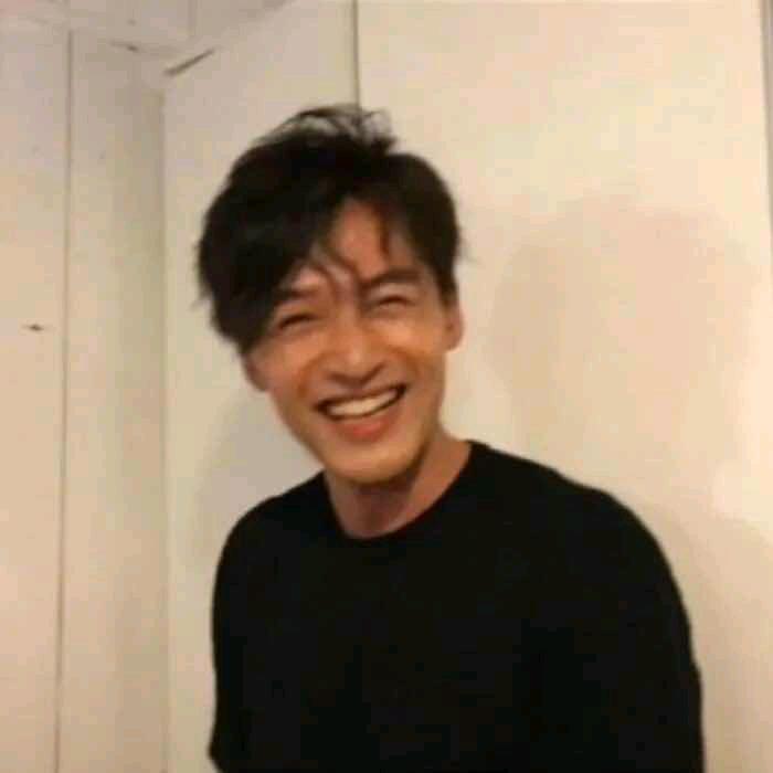 说谎话的安徒生