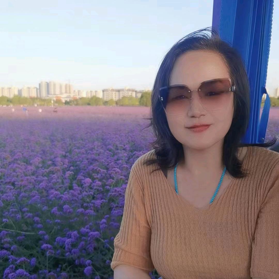 晨风彩霞