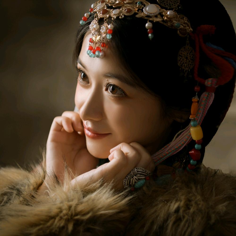 平平无奇的限量版小骨