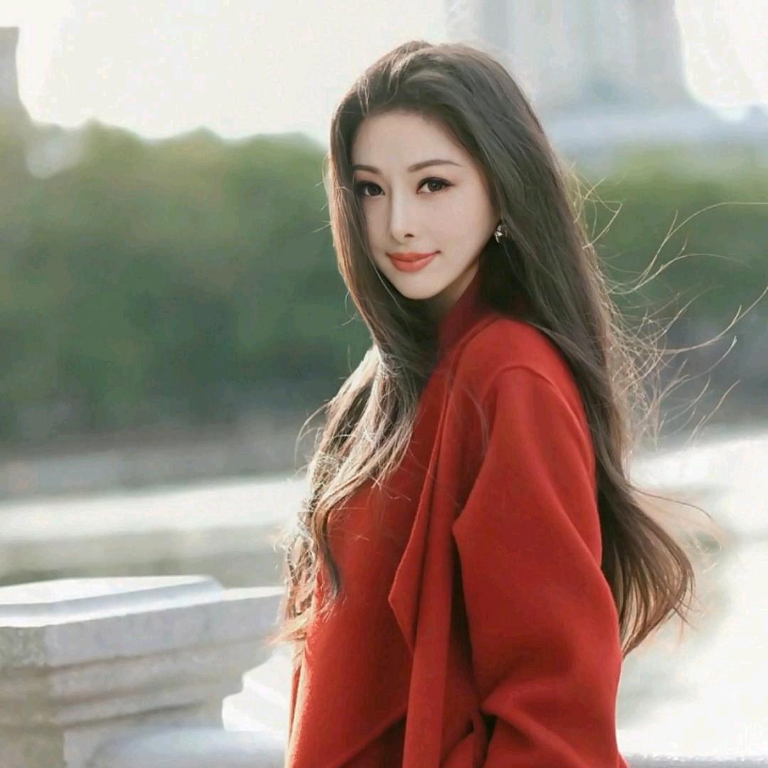 英子
