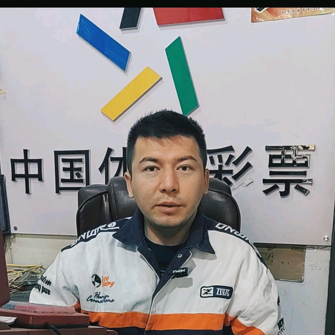 托雷斯 ⚽ 足球