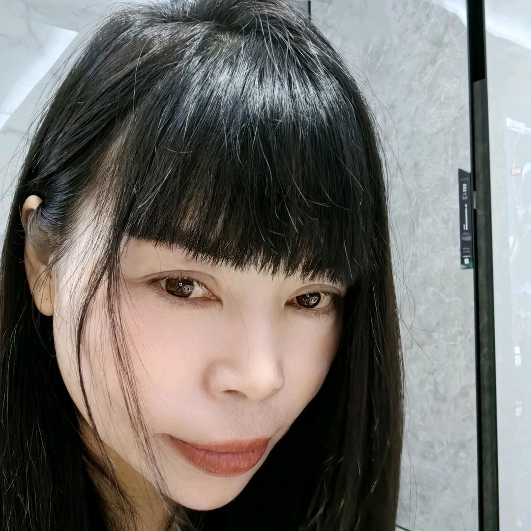 蒙娜丽莎瓷砖朱朱
