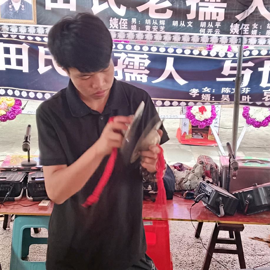乐公村四组杜师敎学音乐红白喜事馆