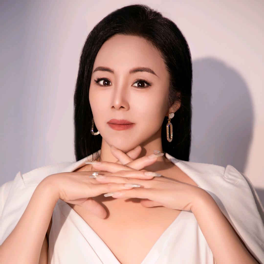 李三三