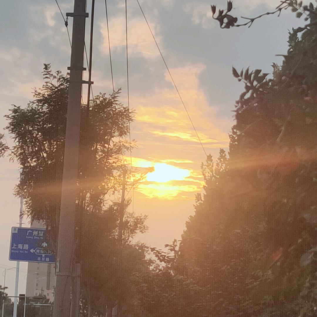 闫明