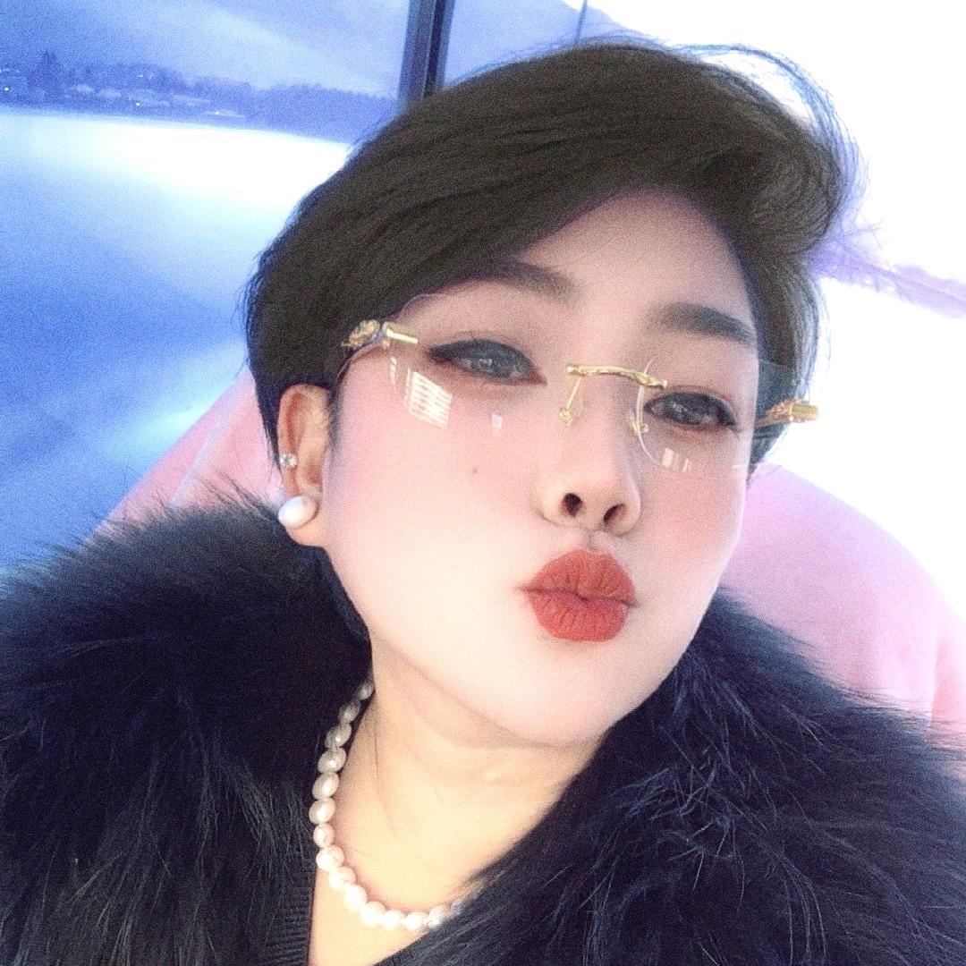 张肉肉是个肉肉