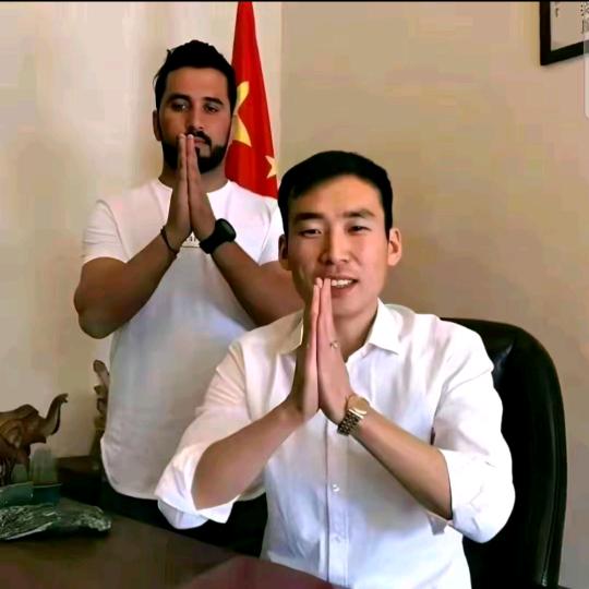 巴铁星光小飞
