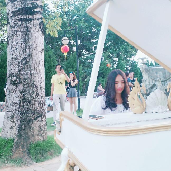 我们终究是时间的过客