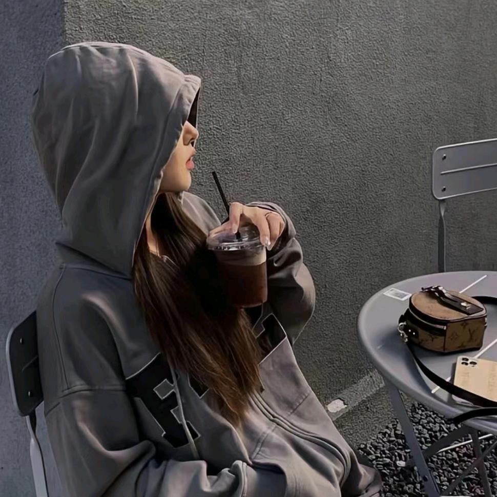 我在深圳狗狗祟祟