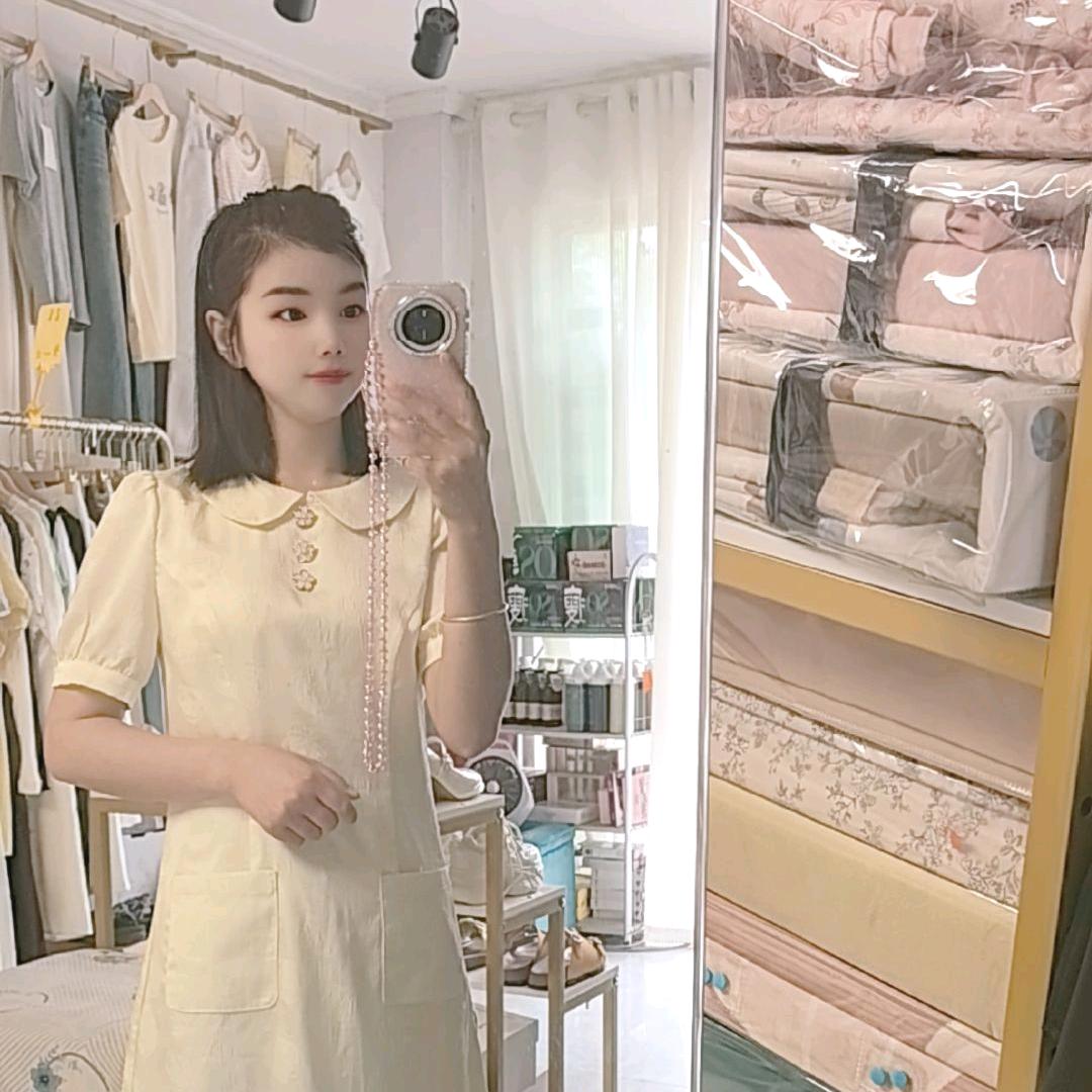 @四季家纺，女装店（灌南农批市场西门北侧