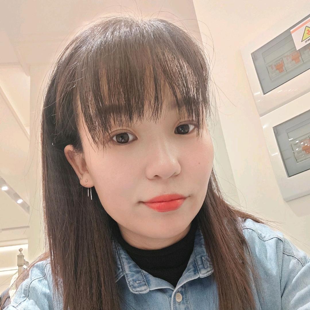 Min家姑娘（旧楼加装电梯的小姐姐）
