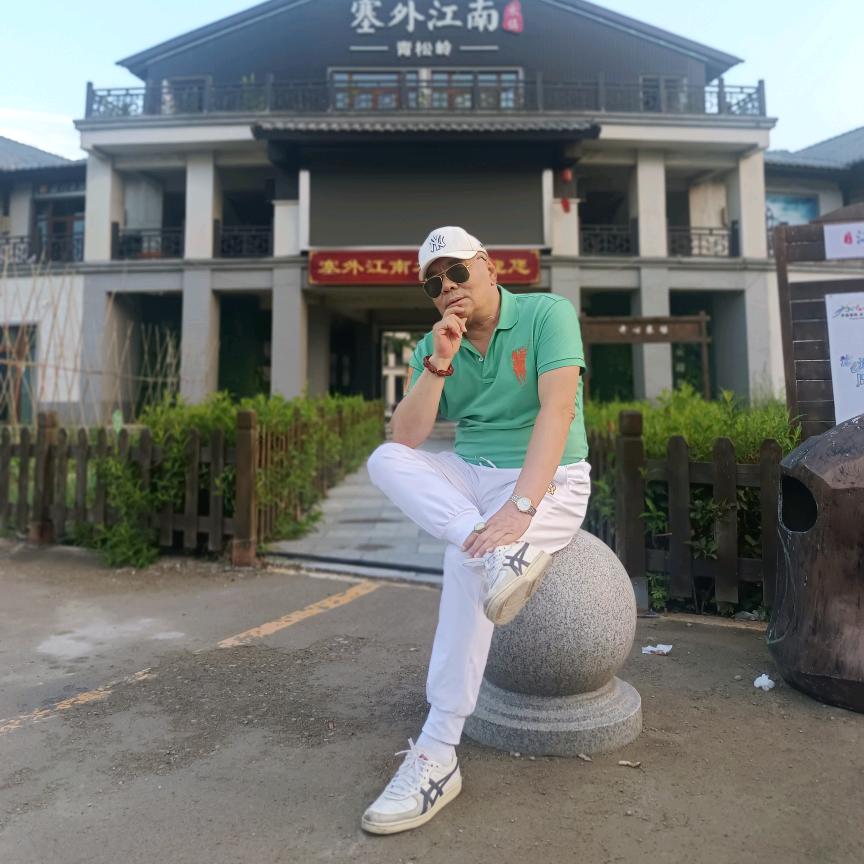 🐕会飞的狼🐕