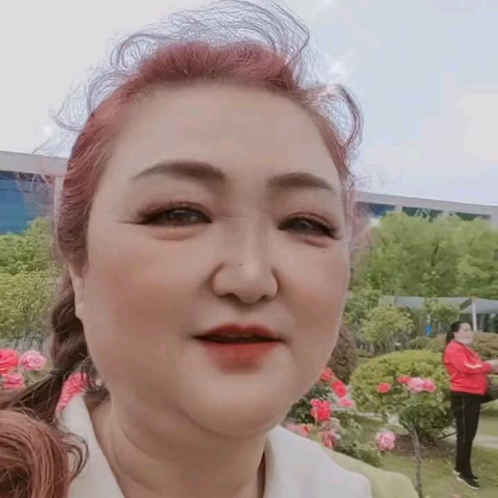 轻歌曼舞（下午2：30直播）