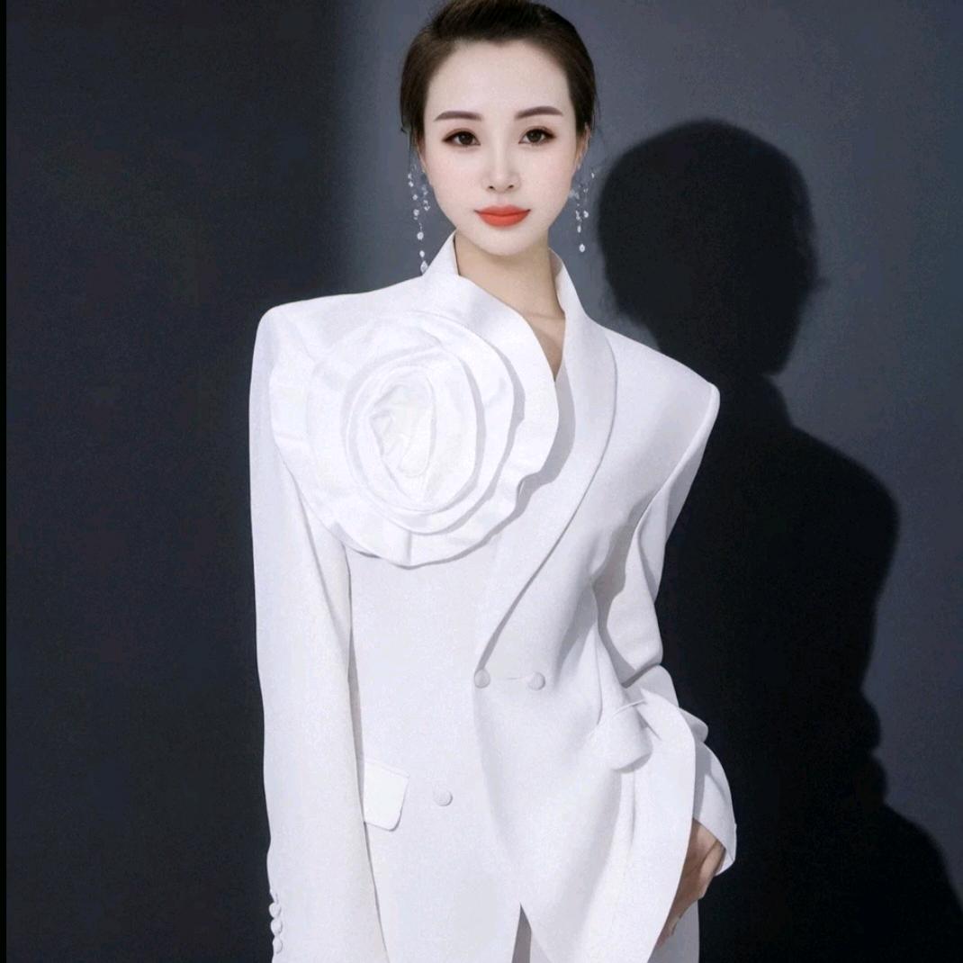 珠宝咨询师~大美
