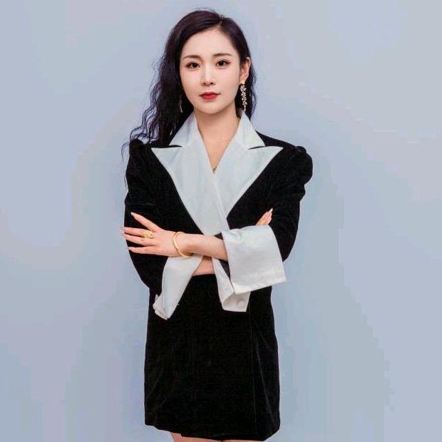 大张楼重振家具城(凤姐)