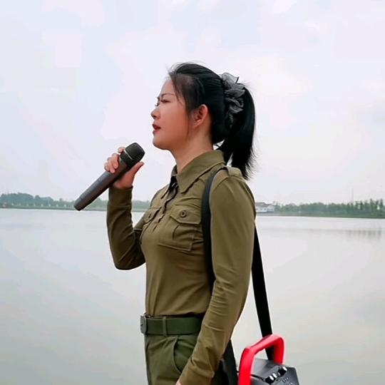 李莫忧