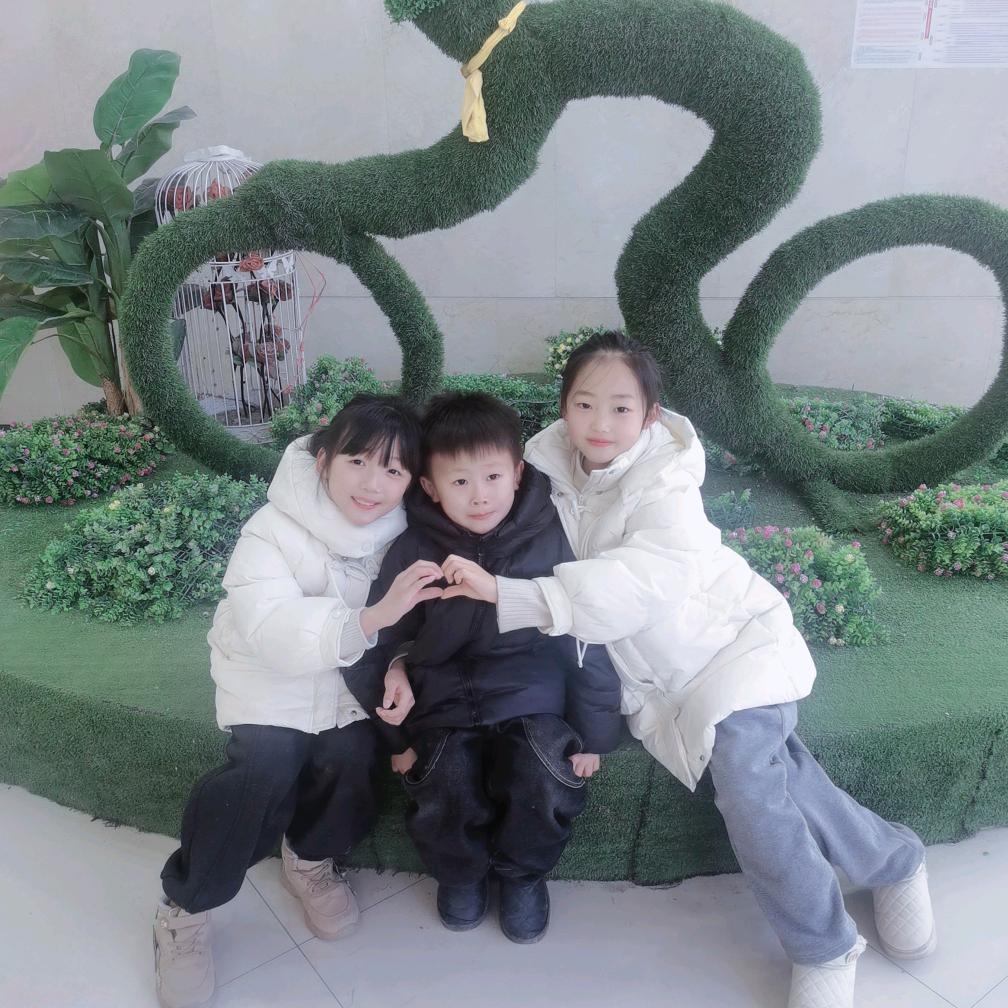 属羊，不吃羊肉的小姐姐