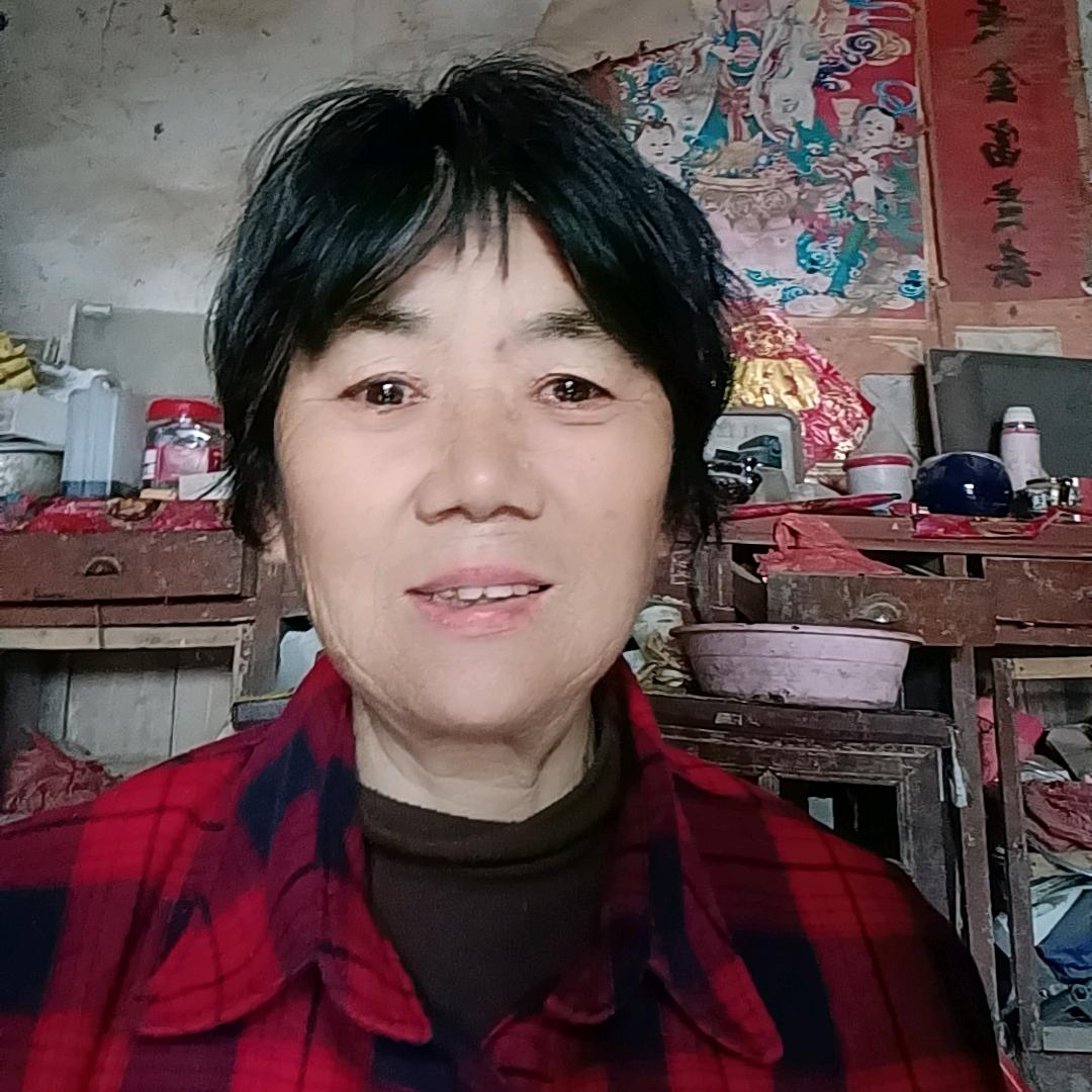 张姐晚上8:10直播或下午3:00开播