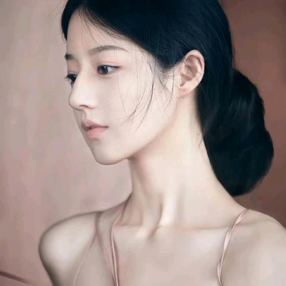 婕·