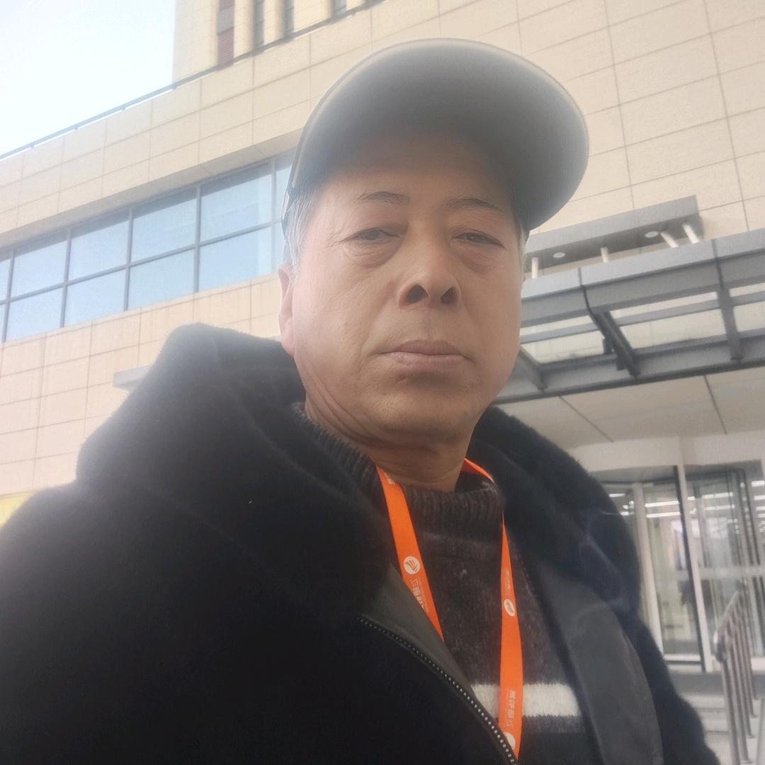 众意天宇石业-李厂长