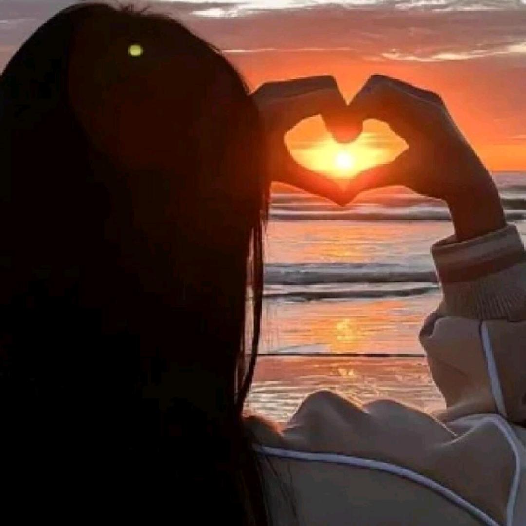 小清饿了˃̣̣̥᷄⌓˂̣̣̥᷅