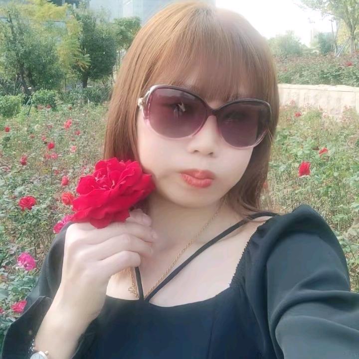 刘珍小号周六周日晚上8.30开播