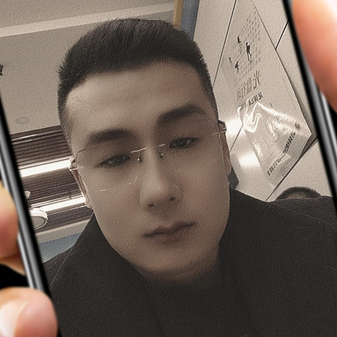 小眼睛👀