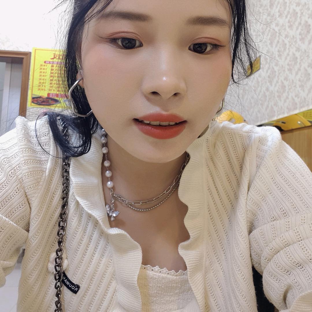 艳艳