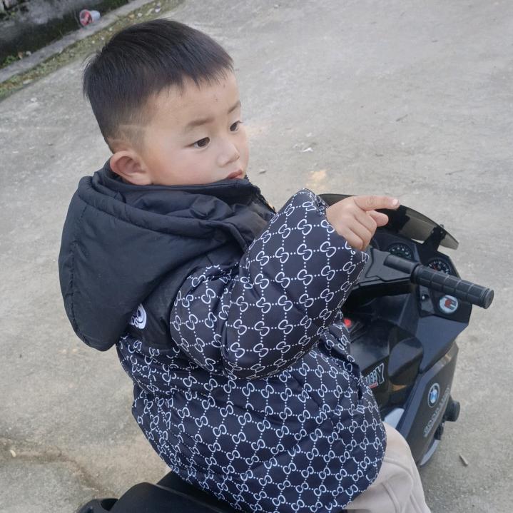恋恋不舍