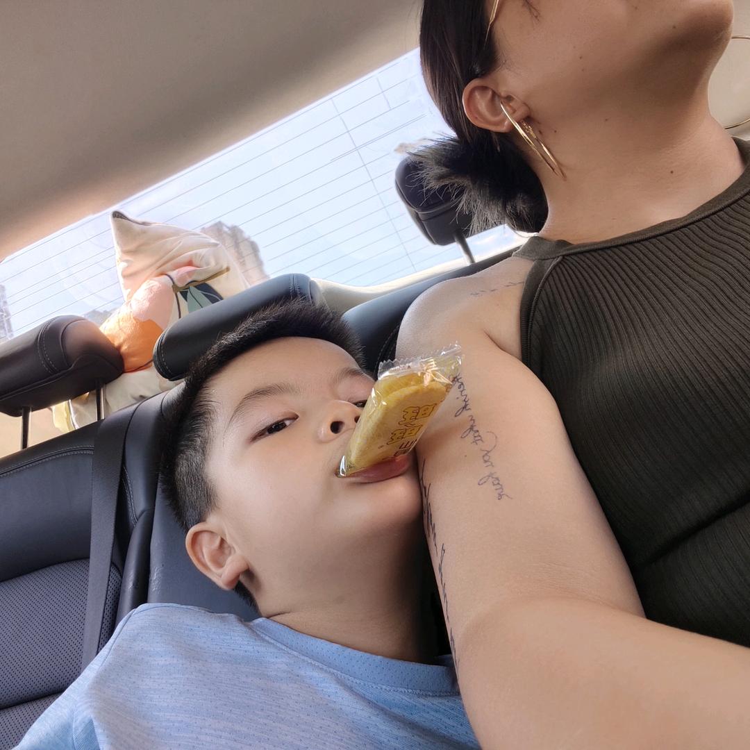 涂涂涂和点点点的开心日子