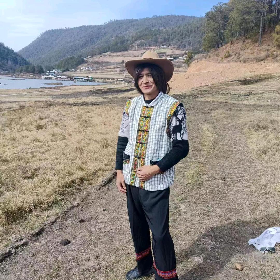 水中的草