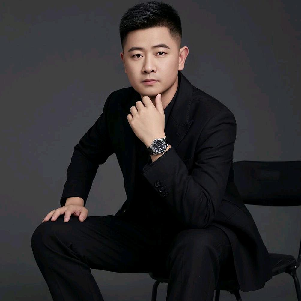 @এ᭄ℳ๓ 一介俗人°ꦿ⁵²º᭄