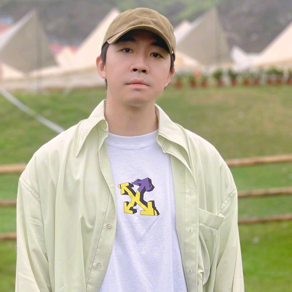 哆啦A梦和大雄