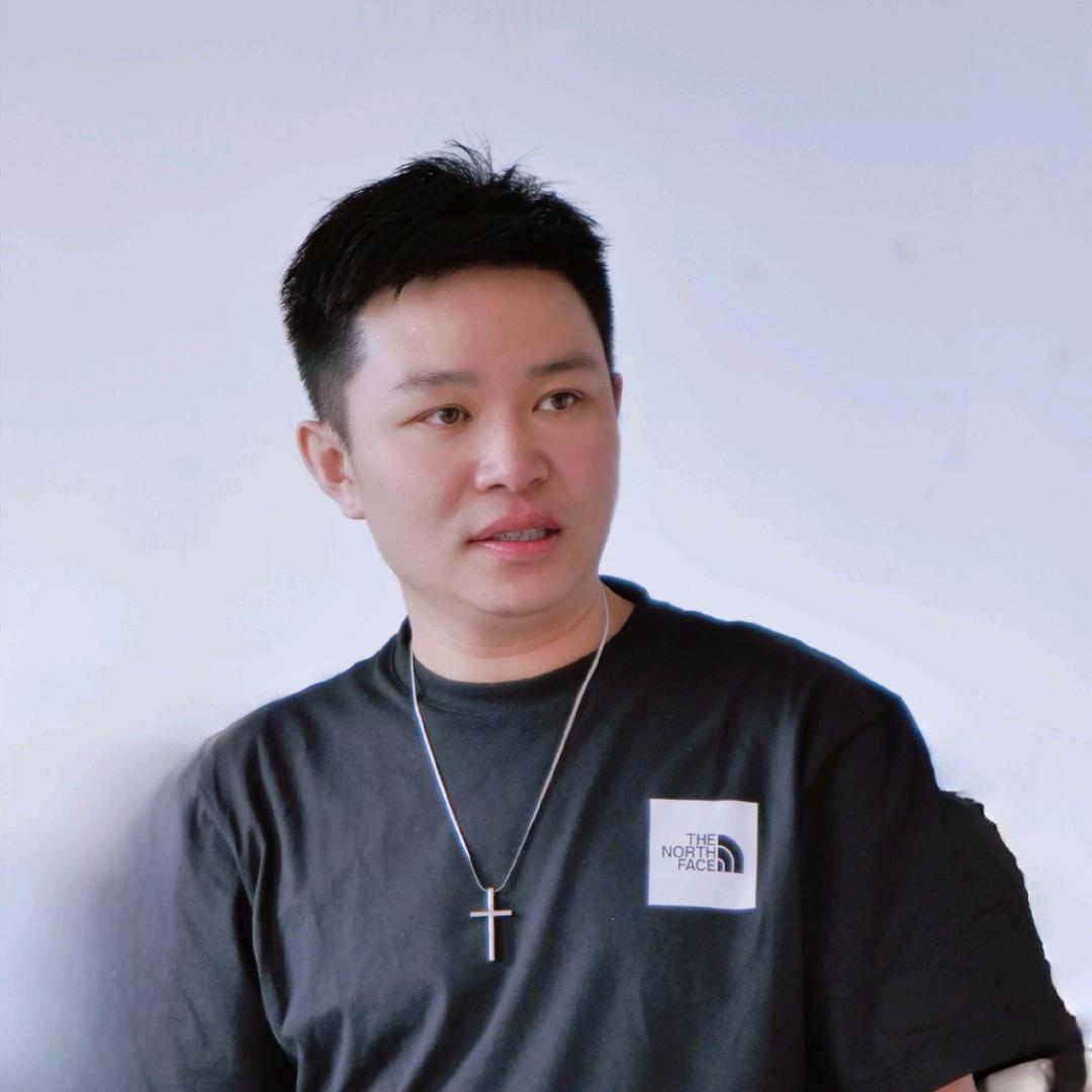 小万有点帅