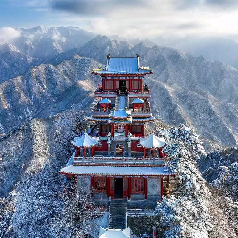 南五台& 守山人