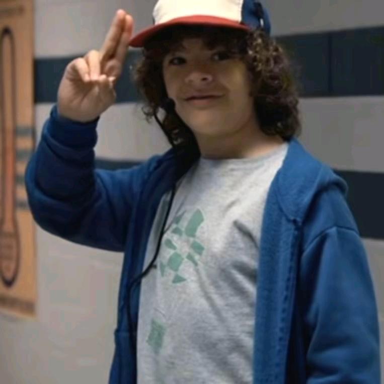 Dustin-bun😆