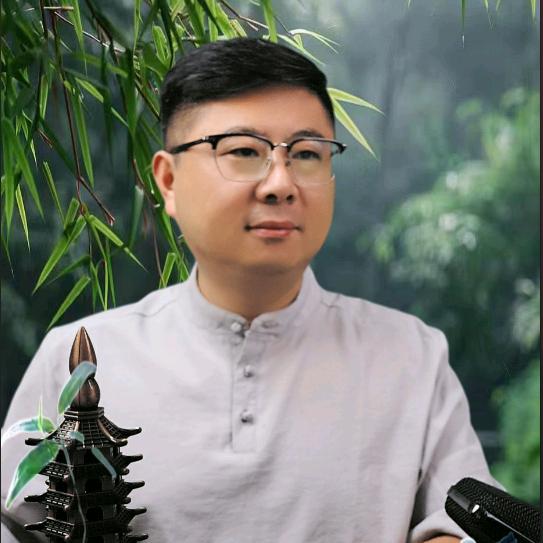 清风拂山岗 子