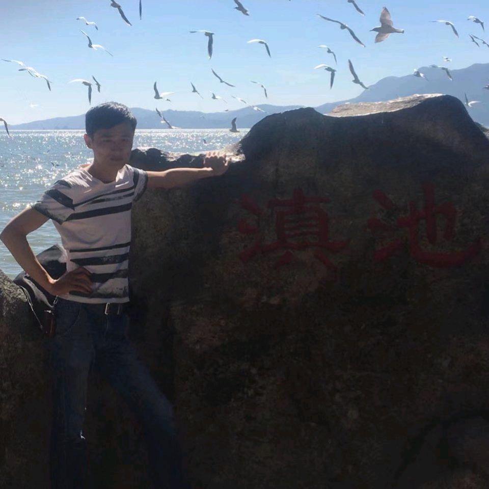 ༺๑简单大叔๑༻