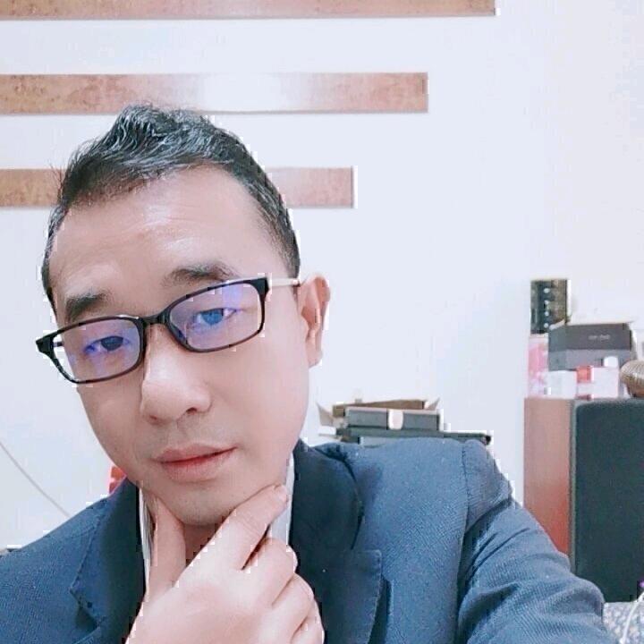 高原上的狼隆越滋补养生专卖店