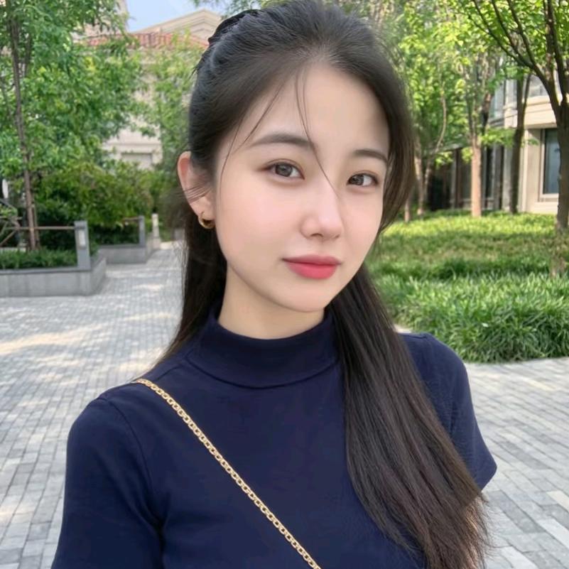湖中之女😘
