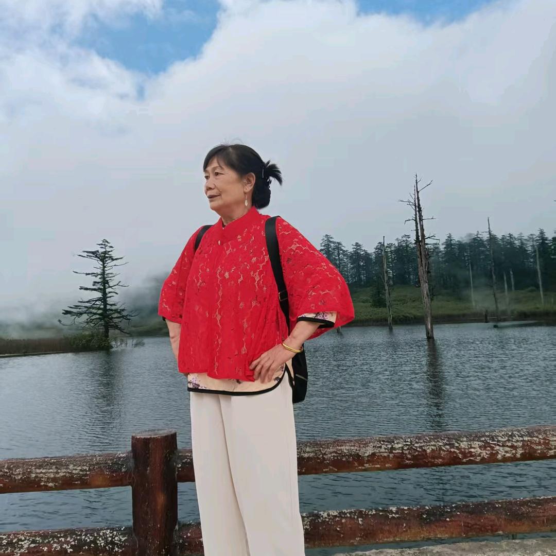 Hello🕺🏻去潇洒💃🏻🤱🏻