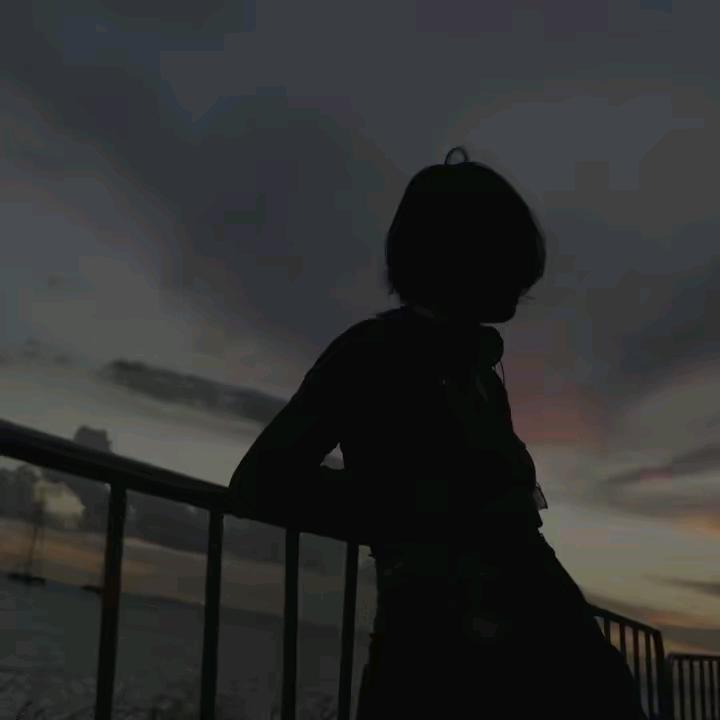 别站在雾里 .