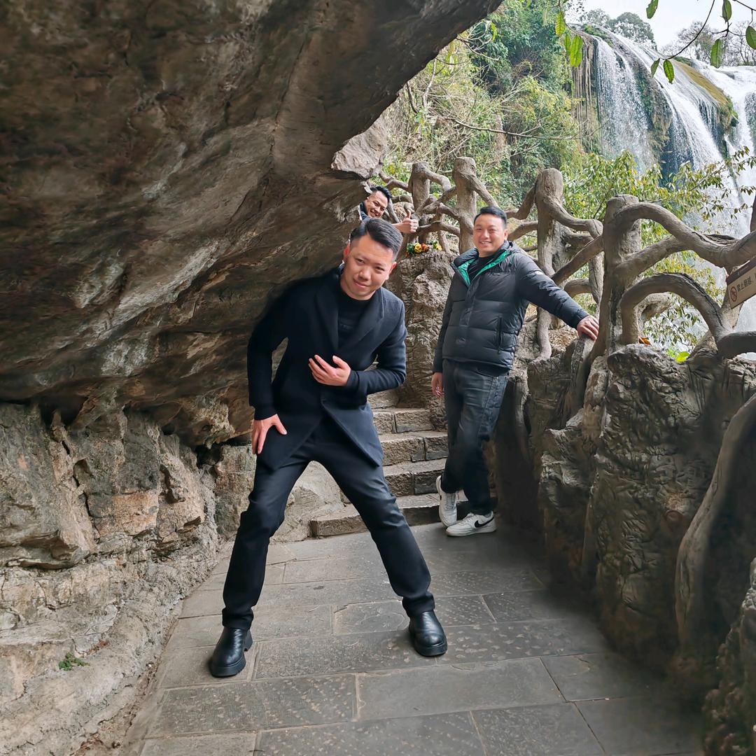 飞哥，挑战冬泳
