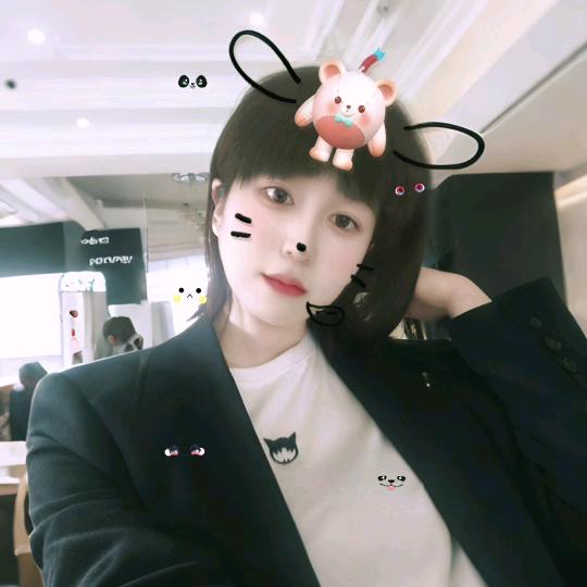 Z    柒