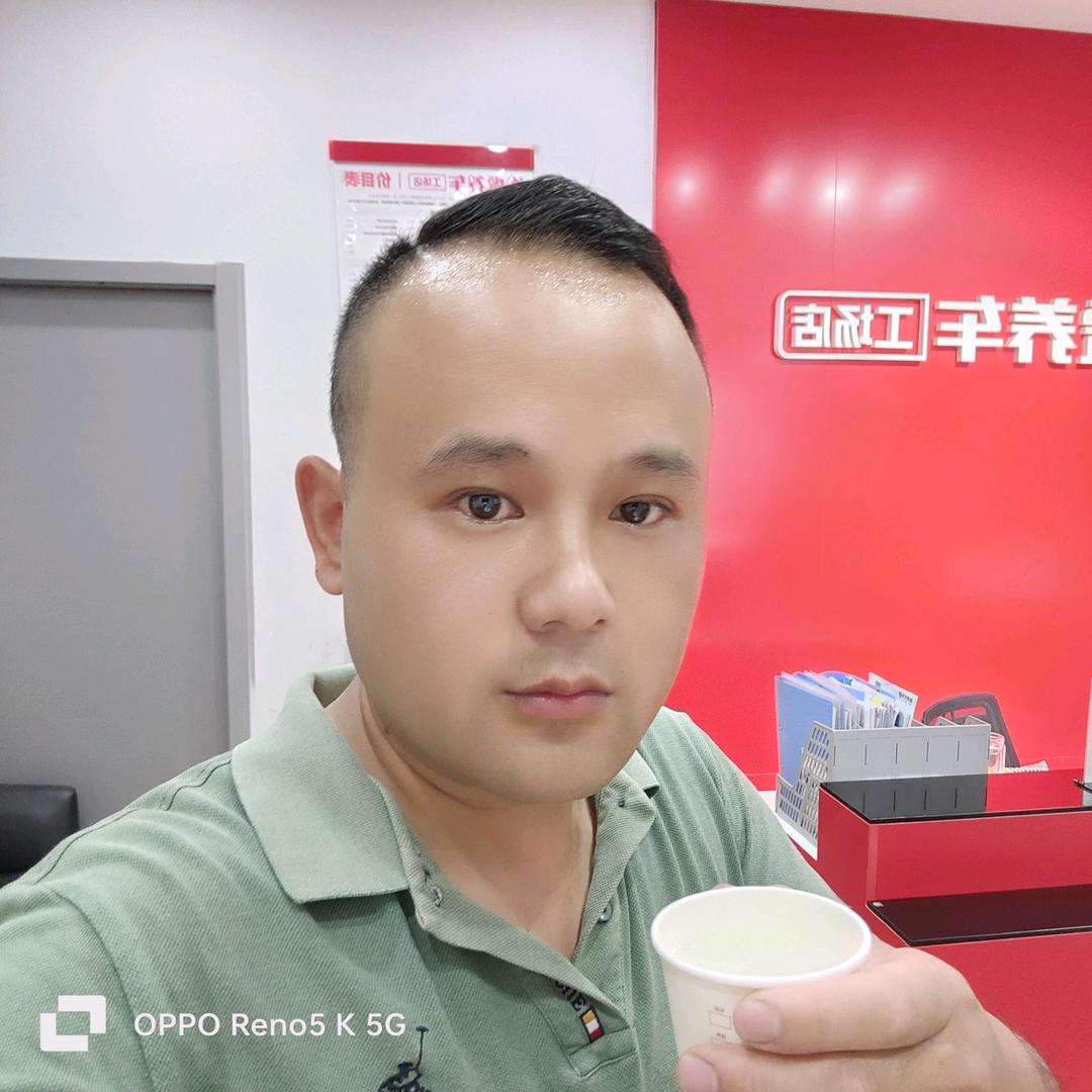 岳西县小勇汽车贴膜装潢美容