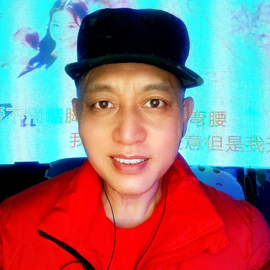 宏哥（周1、3、5、7晚21：18开播)